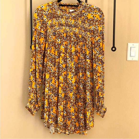 Free People Flowers in her Hair - Picture 2 of 8